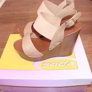 Tan wedges